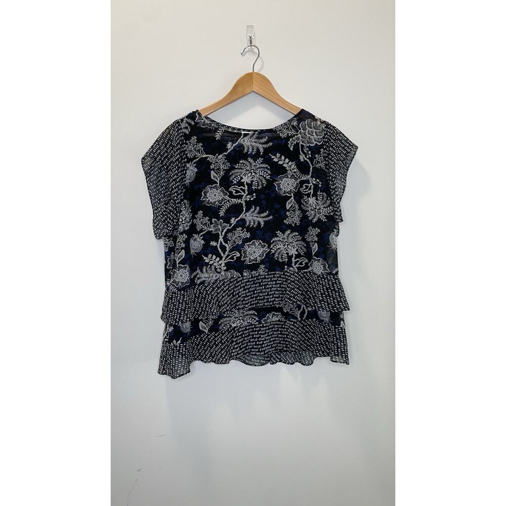 CAbi Hybrid Blouse Floral Ruffle Hem Flutter Sleeve 5355 Navy Blue Black Large L